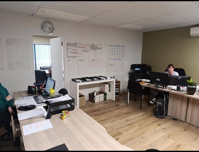 INDUSTRIAL PROPERTY TO RENT IN CAPE TOWN CITY CENTRE